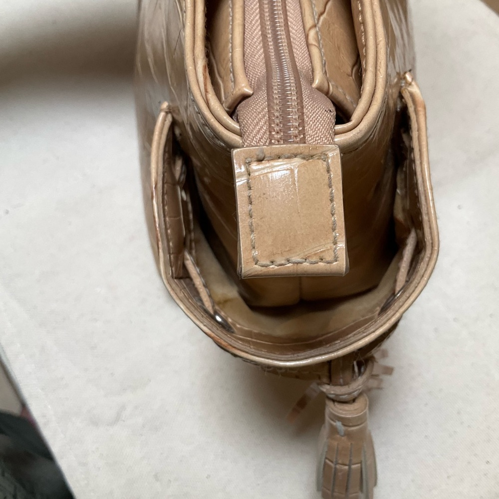 UNBRANDED TAN beige/light brown  mini purse Tan Crocodile-Embossed Women's Bag - Picture 12 of 12